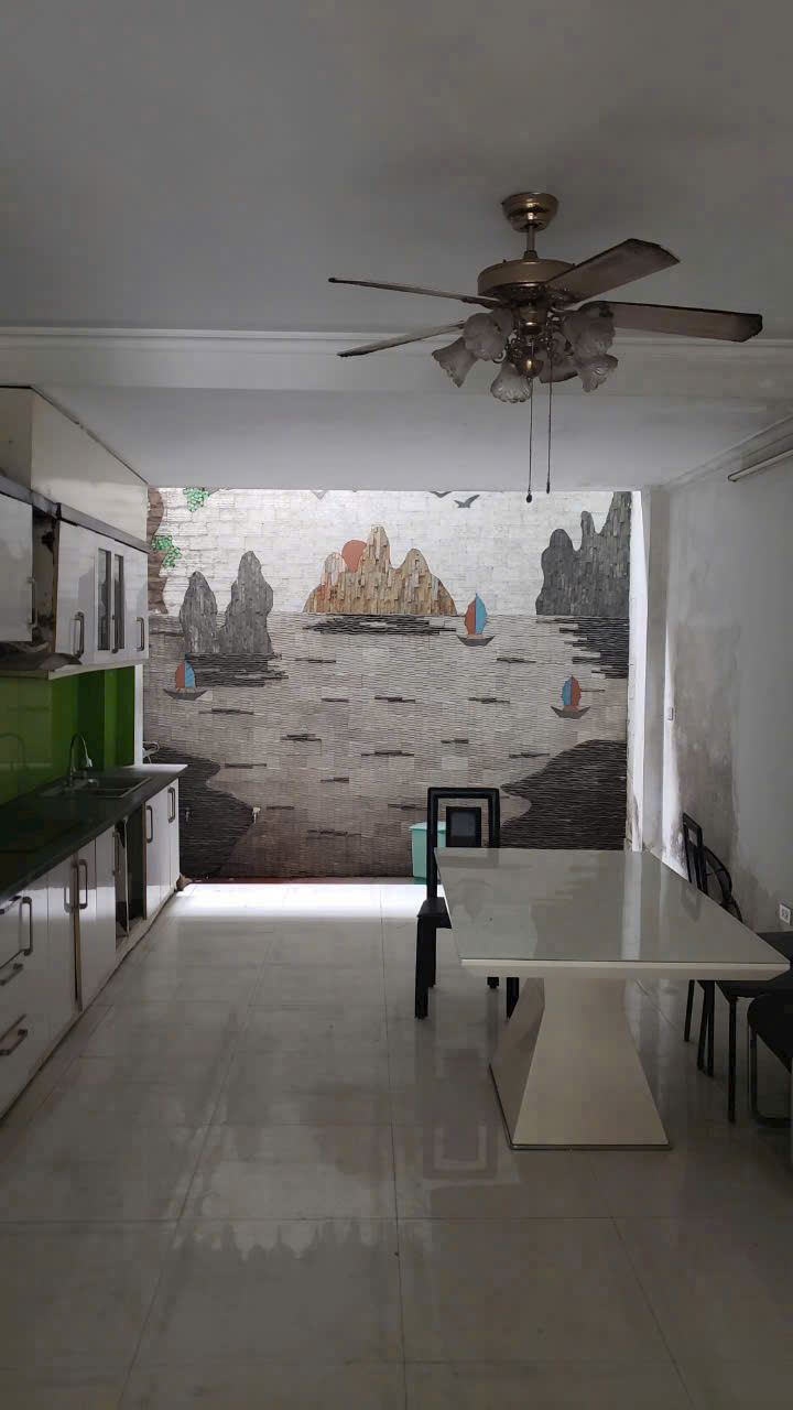 Cho thuê nhà nguyên căn ngõ 192 Lê Trọng Tấn, 85m2 x 4 tầng, 4 ngủ, ô tô vào nhà, 18 Triệu - Ảnh 1